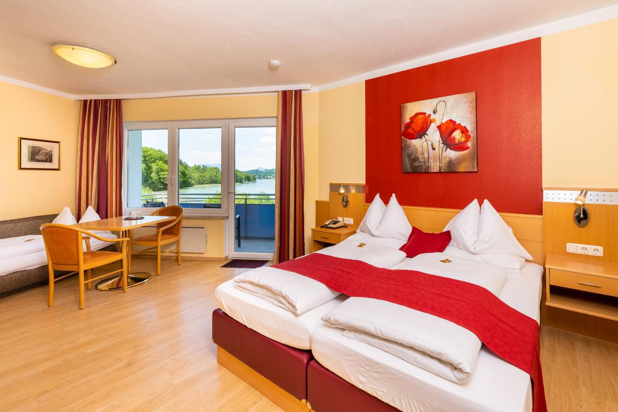 Strandhotel Schabus Velden am Wörthersee Quarto foto